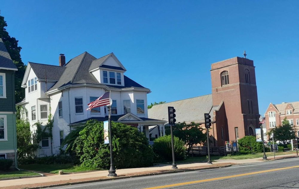 gale house